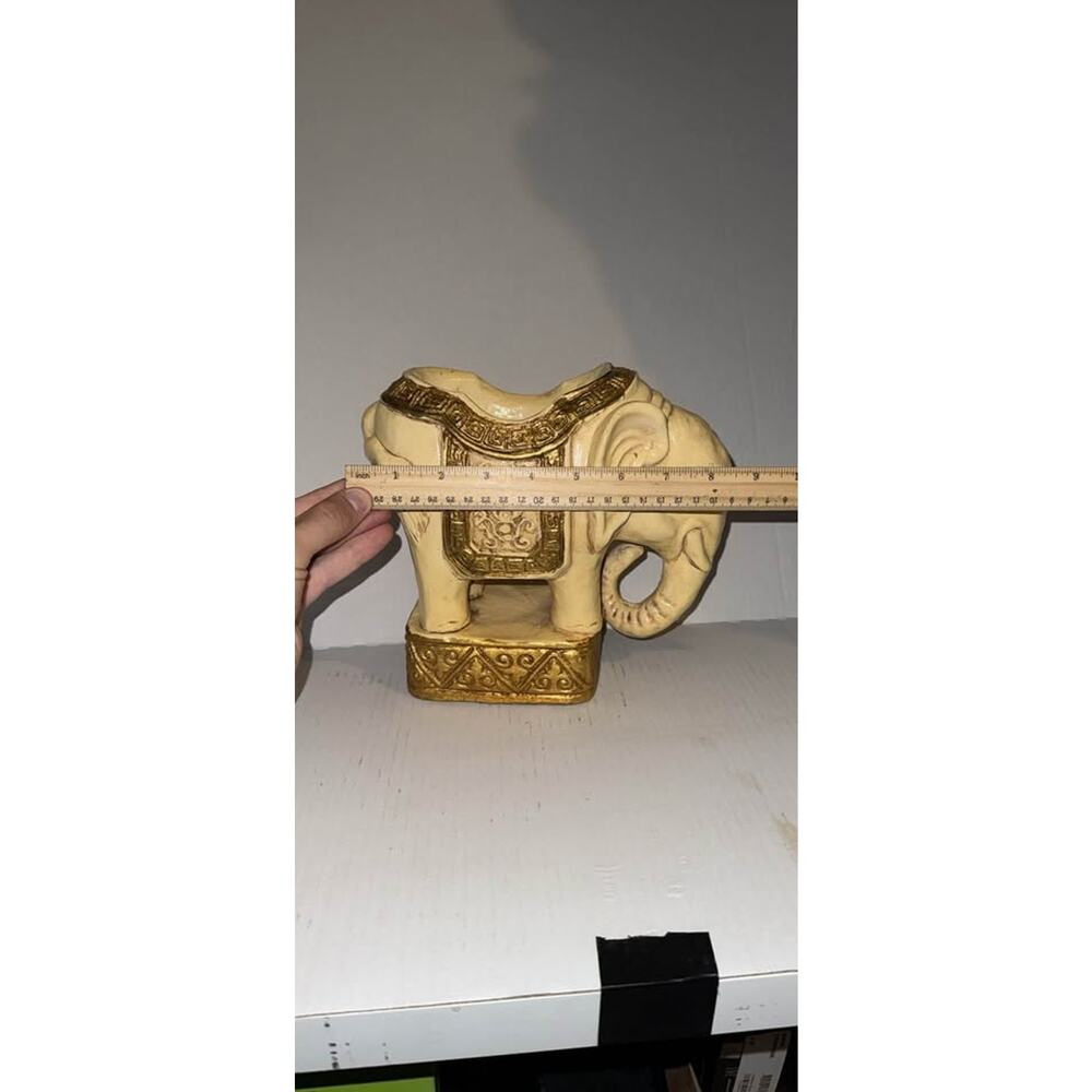 Elephant Planter - Picture 10 of 10